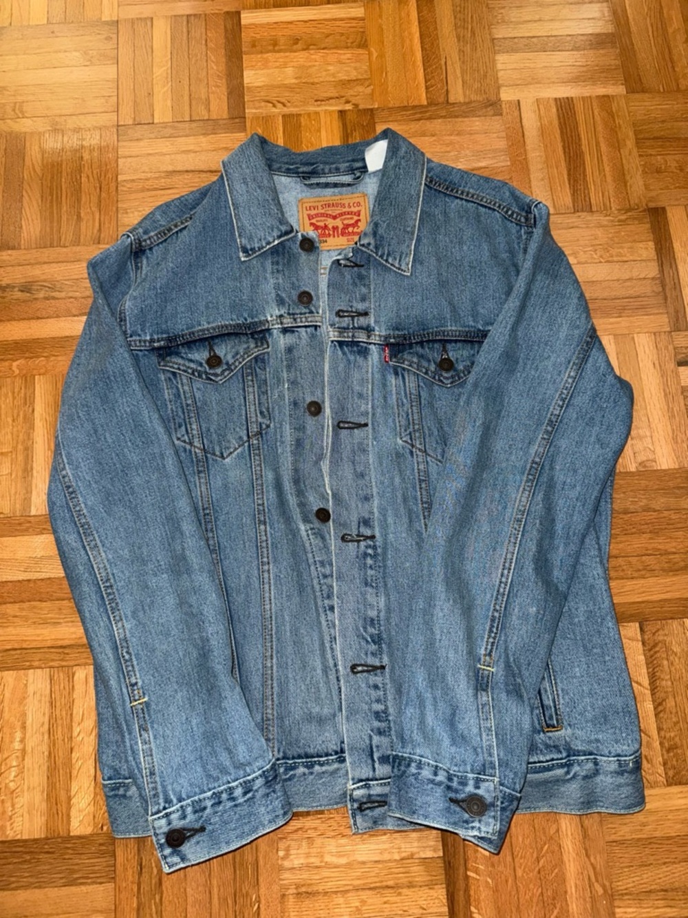 Levi's Medium Wash Blue Denim Truck Jacket